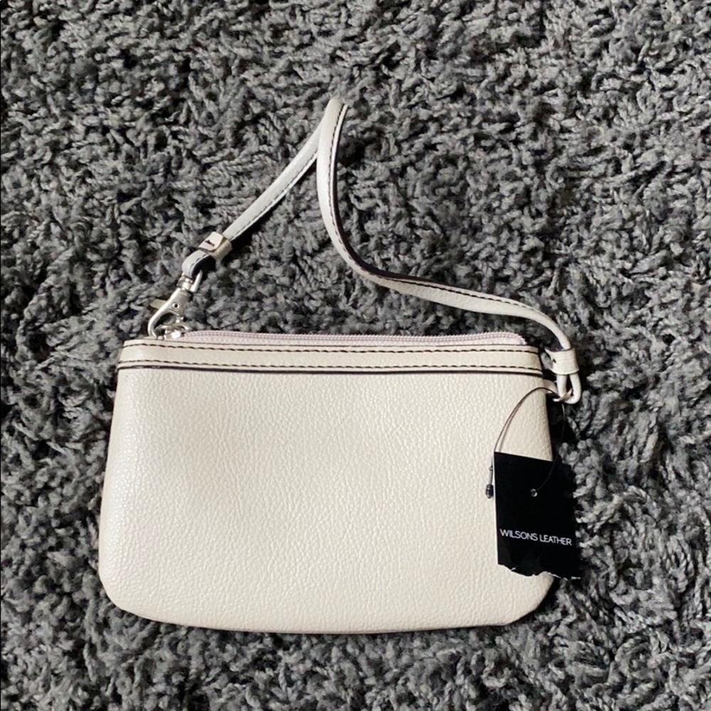 NWT Wilson’s Leather Wristlet